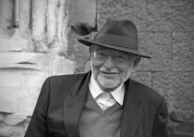 Umberto Piersanti, La poesia ‘corpo a&nbsp;corpo’